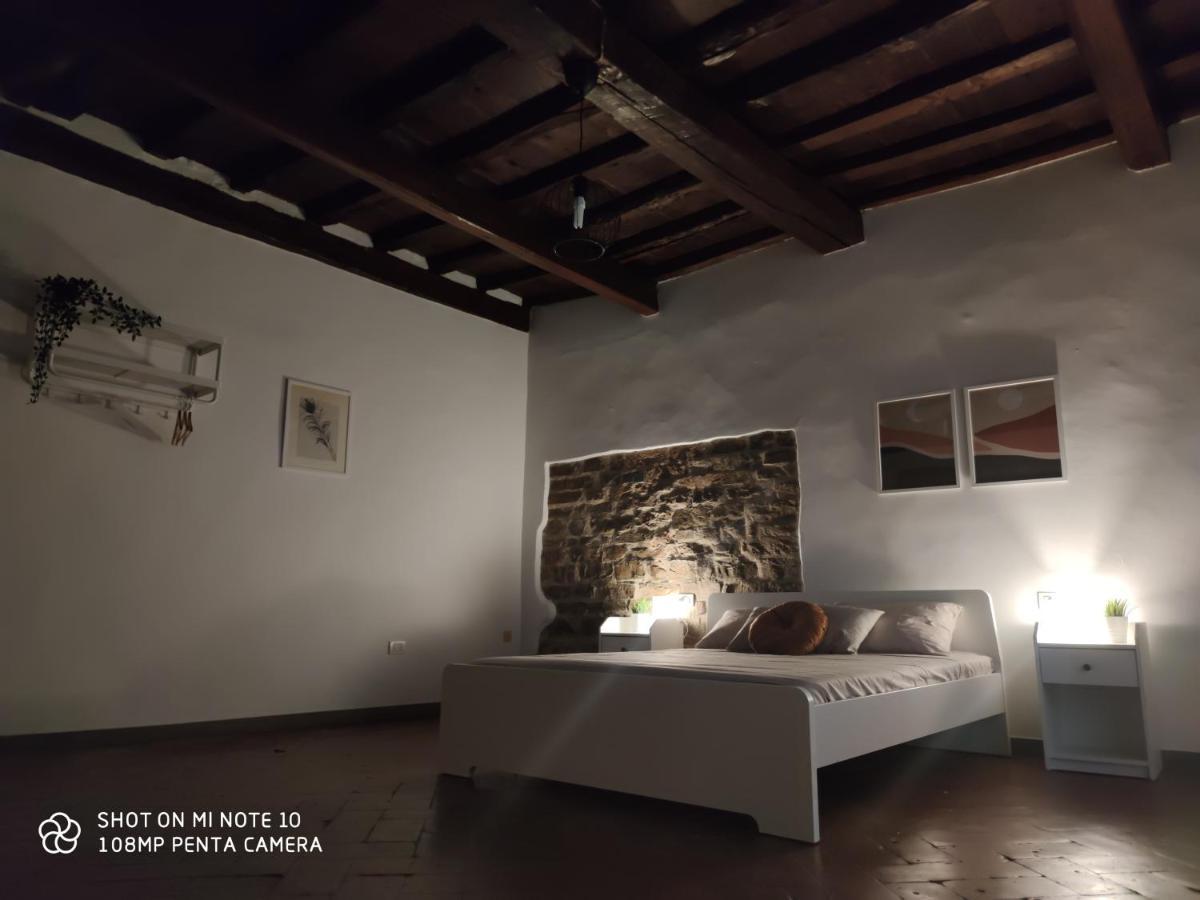 Dante'S Room Dei Cerchi ฟลอเรนซ์ ภายนอก รูปภาพ