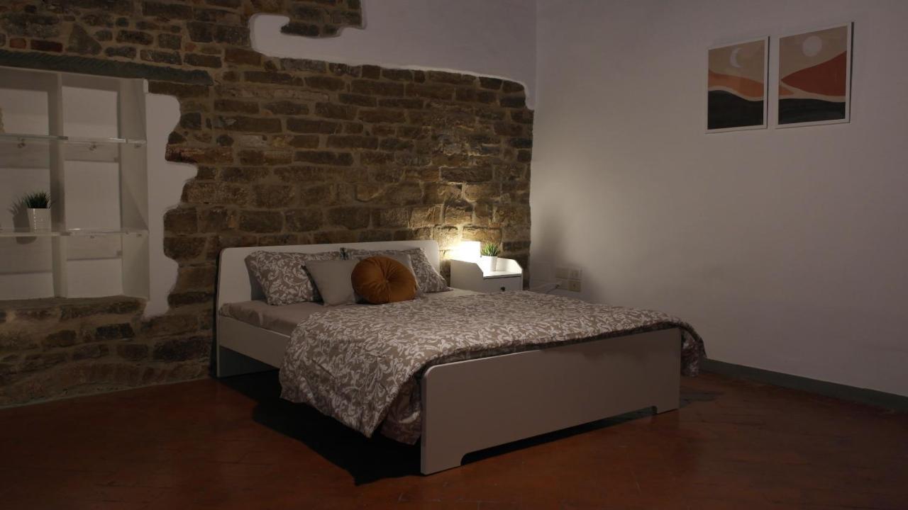 Dante'S Room Dei Cerchi ฟลอเรนซ์ ภายนอก รูปภาพ