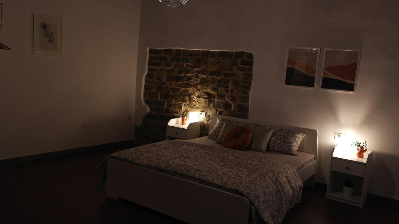 Dante'S Room Dei Cerchi ฟลอเรนซ์ ภายนอก รูปภาพ