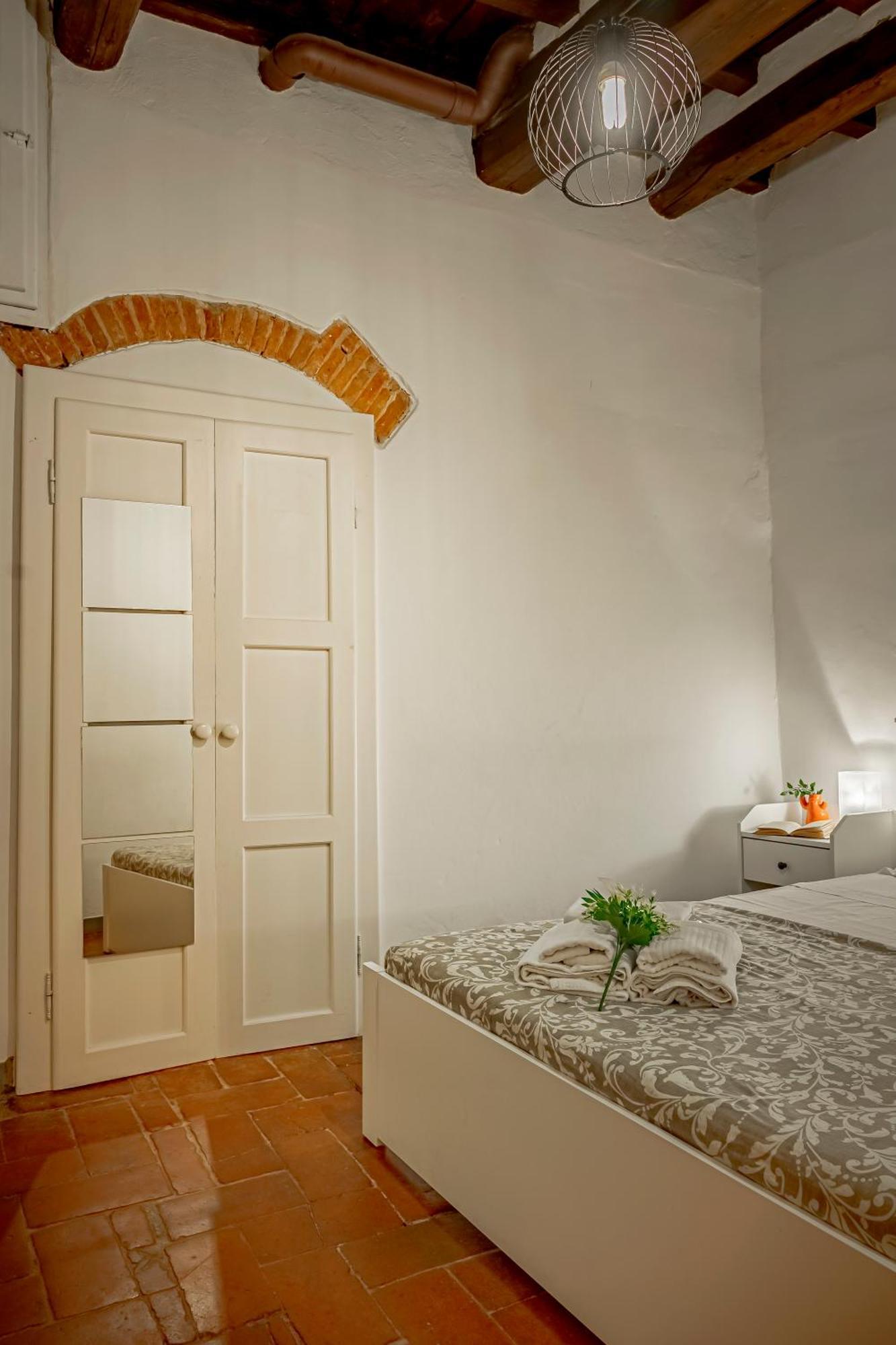 Dante'S Room Dei Cerchi ฟลอเรนซ์ ภายนอก รูปภาพ