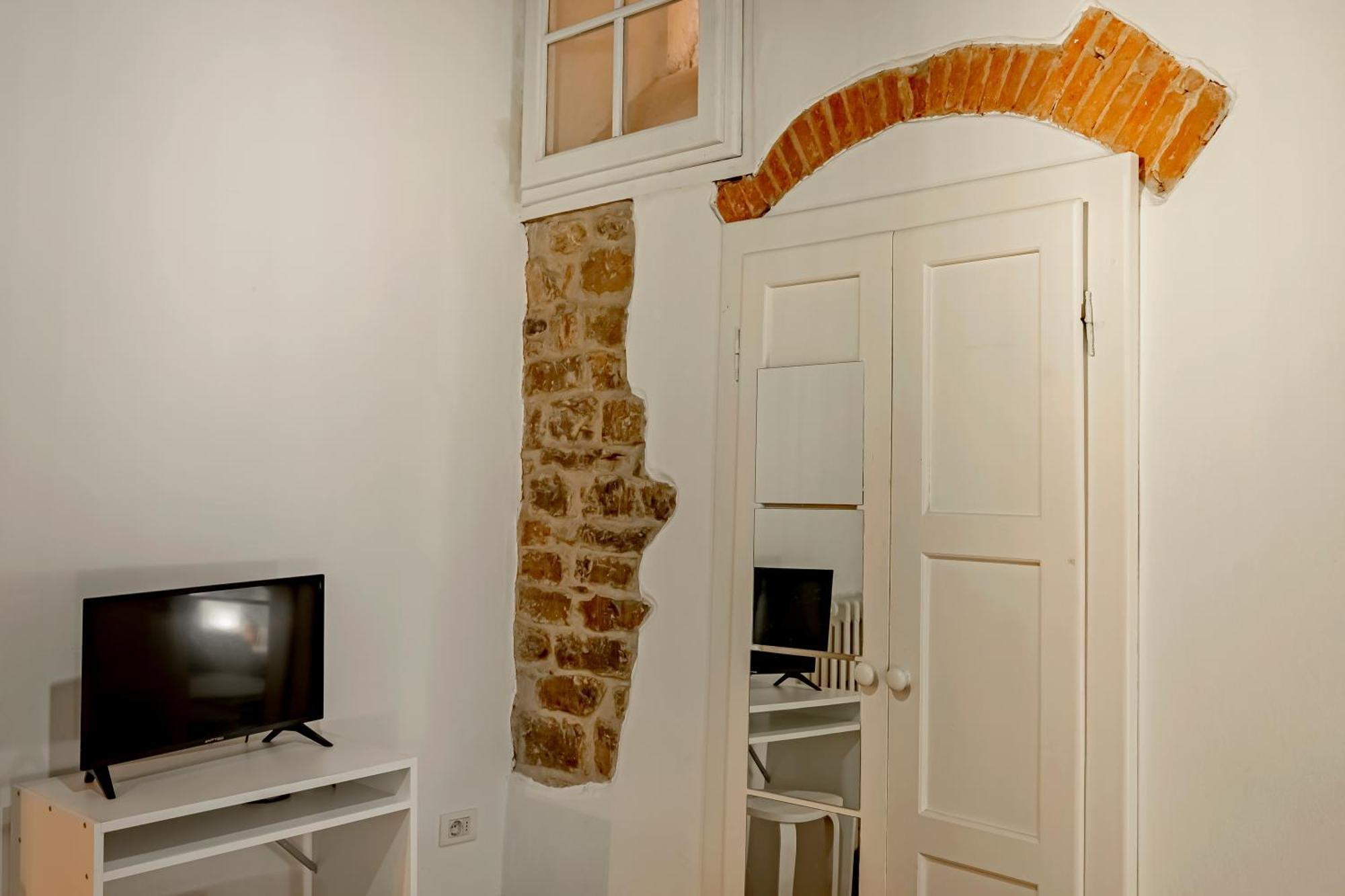 Dante'S Room Dei Cerchi ฟลอเรนซ์ ภายนอก รูปภาพ